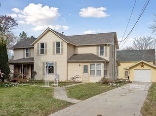 308 1st St NW, Dodge Center, MN 55927