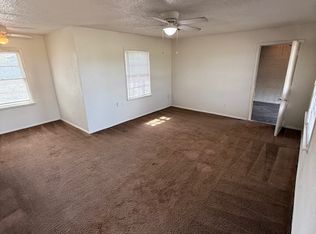 2001 Flannery Dr, Midwest City, OK 73110