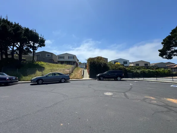 127 Marbly Ave #1, Daly City, CA 94015