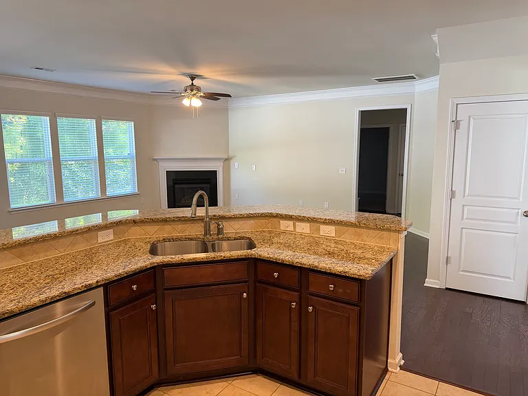 6719 Coral Rose Rd — Photo 12