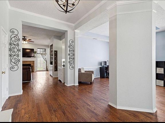 2nd image of 6812 Napa Valley Dr