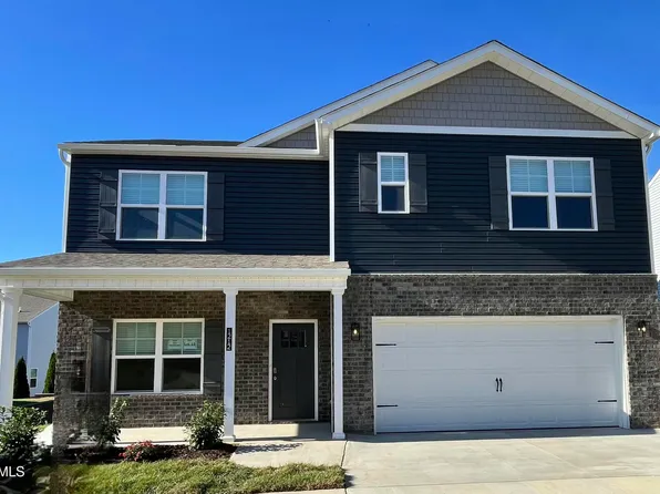 1212 Downing Pl, Kingsport, TN 37663