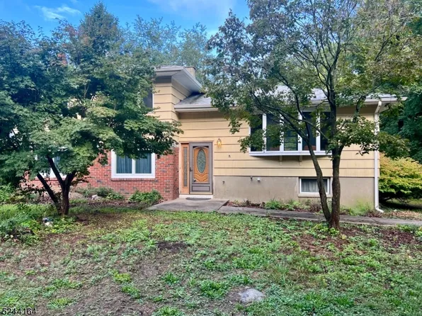 71 Timberbrook Rd, Rockaway Twp., NJ 07866