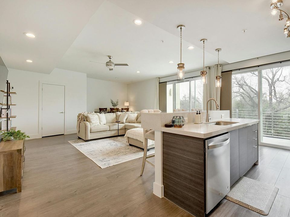 1st image of 604 N Bluff Dr Unit 119
