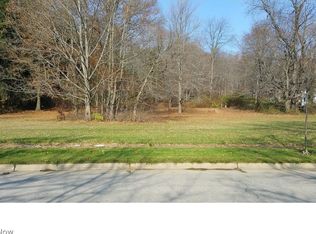 Derbydale Rd, Akron, OH 44306