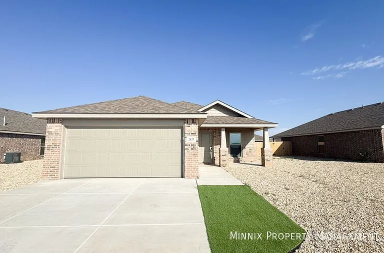 2127 Langford Ave — Photo 1