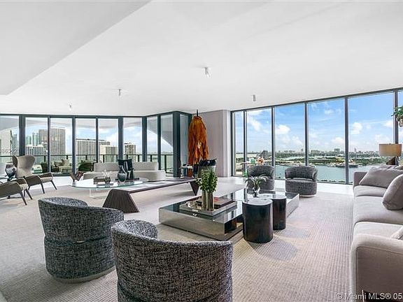 5th image of 1000 Biscayne Blvd Unit 2102