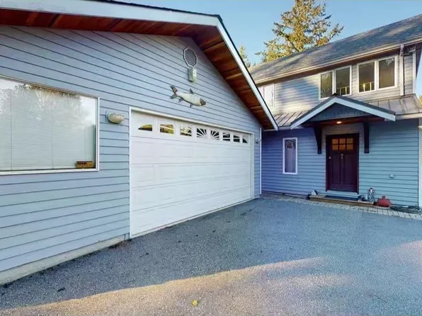 5393 Sans Souci Rd, Sunshine Coast, BC V7Z 1B6