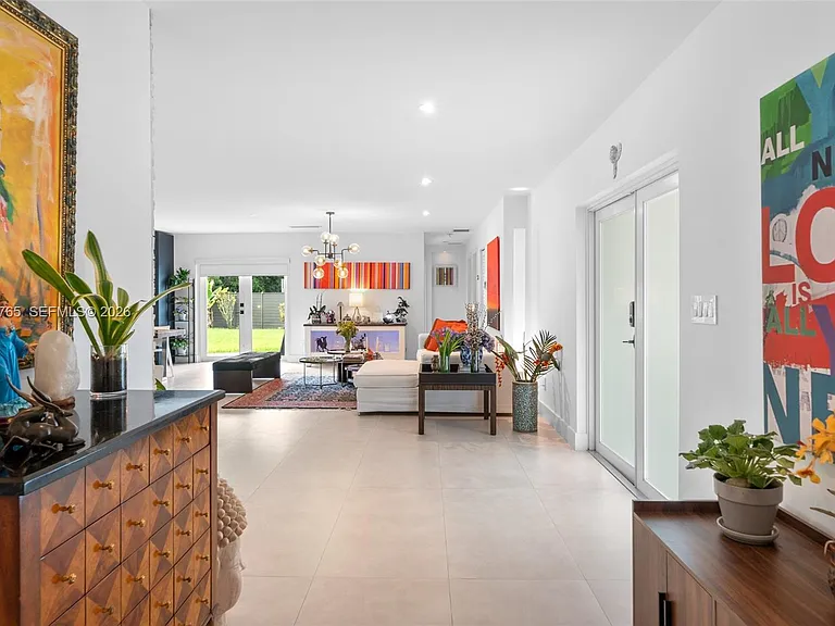 8535 SW 100th Ave — Photo 5