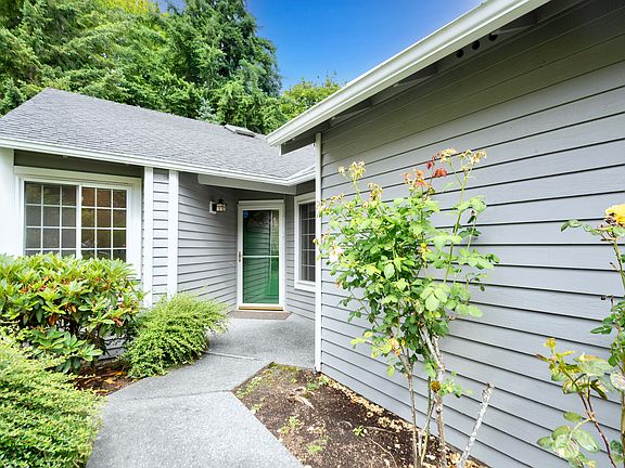 3rd image of 12621 104th Ave NE