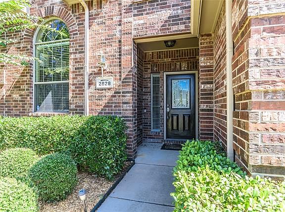 2nd image of 2828 Torreya Dr