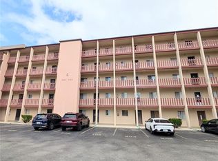 4137 Lake Bayshore Dr #C505, Bradenton, FL 34205