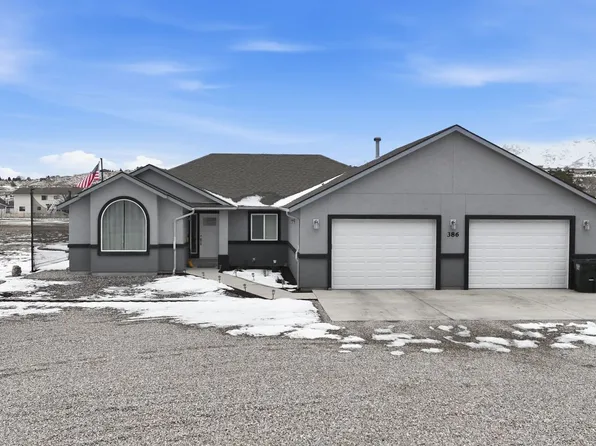 386 Flora Dr, Spring Creek, NV 89815