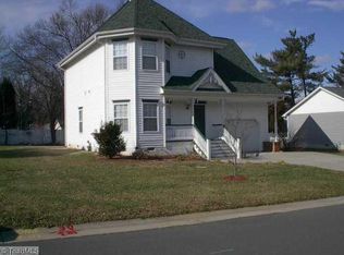 2214 Victoria Village Ln, Winston Salem, NC 27107