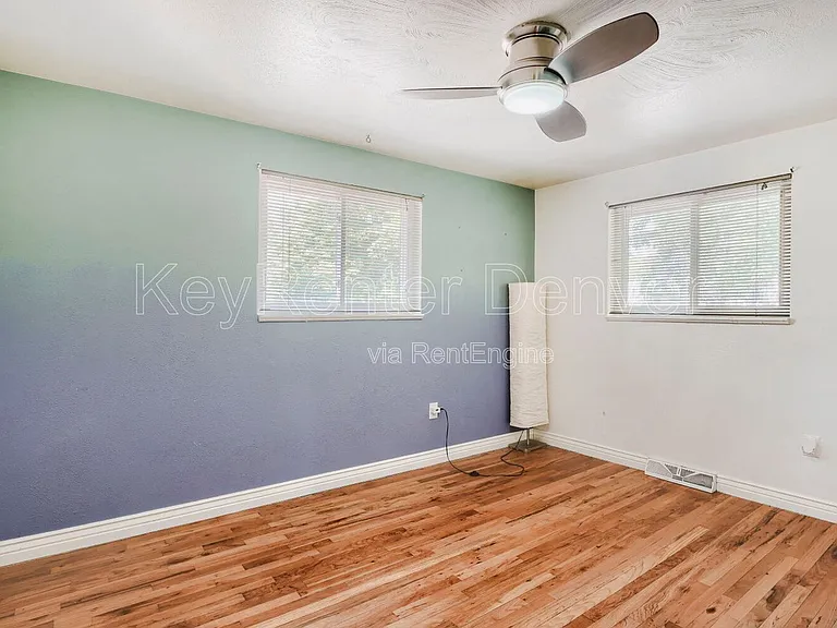330 Depew St — Photo 11