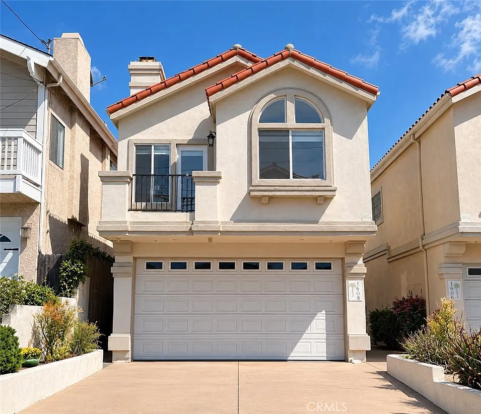 3 bed, 2.5 bath, 1888 sqft, $6,800 — Photo 1
