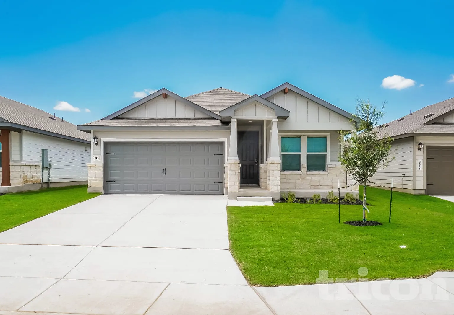 5811 Zoey Way St. Hedwig TX — Photo 1