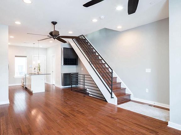 3rd image of 1637 N Randolph St Lot 12