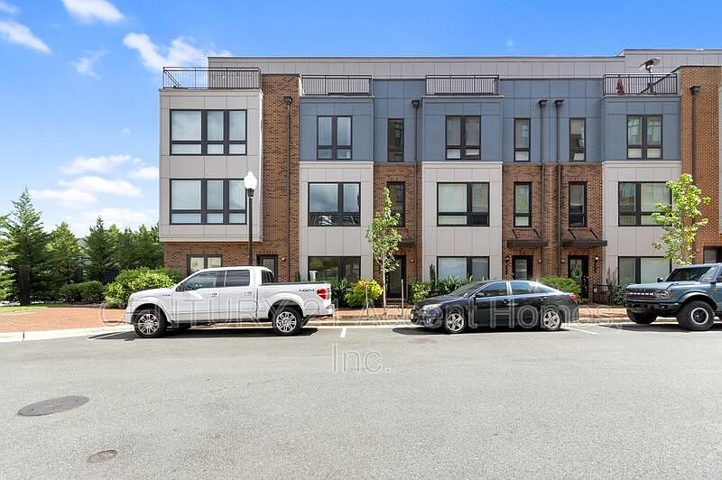 402 Stabler La, Alexandria, VA 22304 Zillow