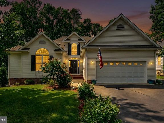 2nd image of 204 Wakefield Dr