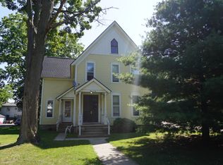 306 Woodward Ave APT 1, Kalamazoo, MI 49007