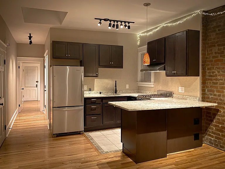 95 Chestnut St #3 — Photo 3