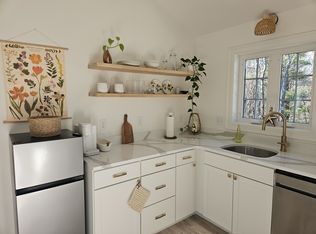 10 Rileys Way #1, Falmouth, ME 04105