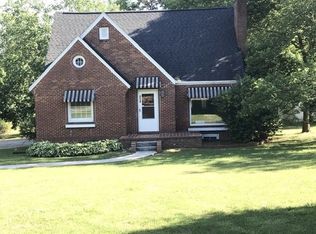 650 Oxford Rd E, Roxboro, NC 27573