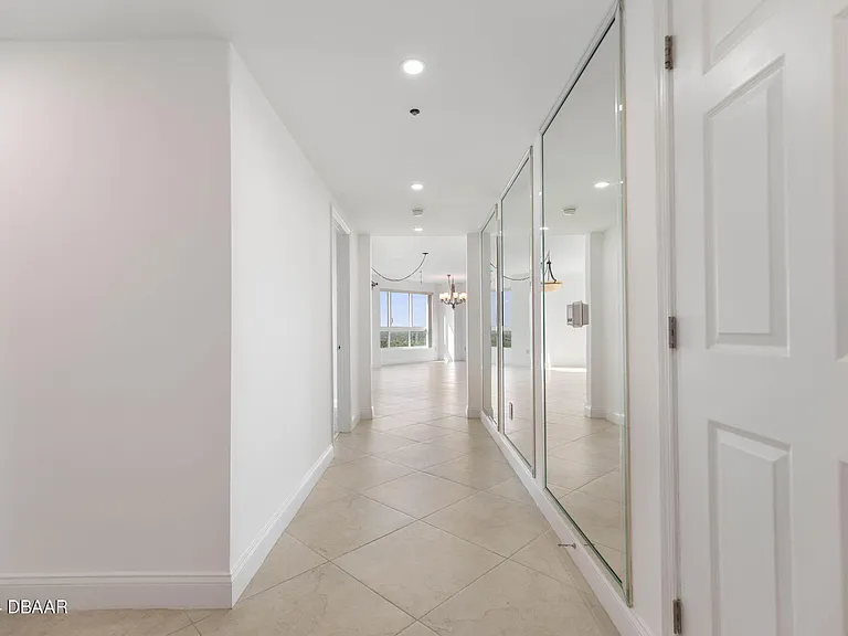 231 Riverside Dr #12091 — Photo 6