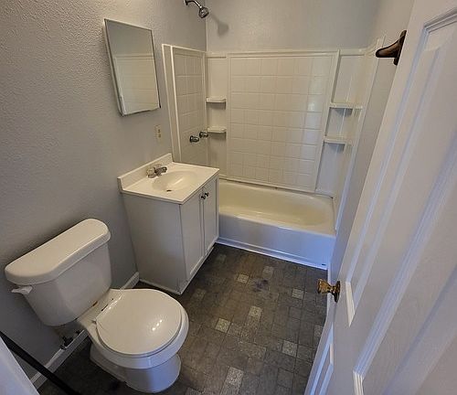 3rd image of 1601 W Sholars Ave #B