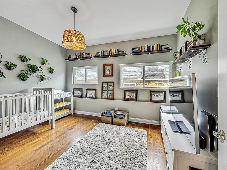 1818 W Superior St #2R — Photo 21