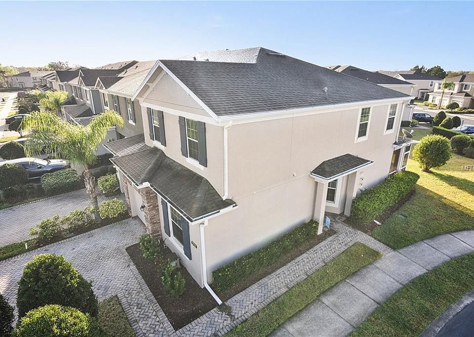 1st image of 2700 River Landing Dr