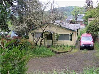 1st image of 1756 SE Kane St