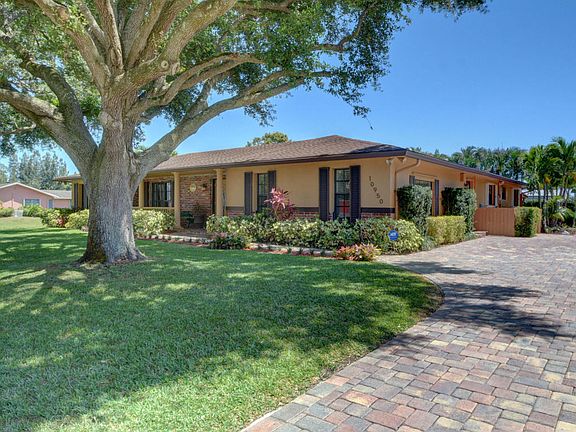 5th image of 10950 SW 42nd Ct