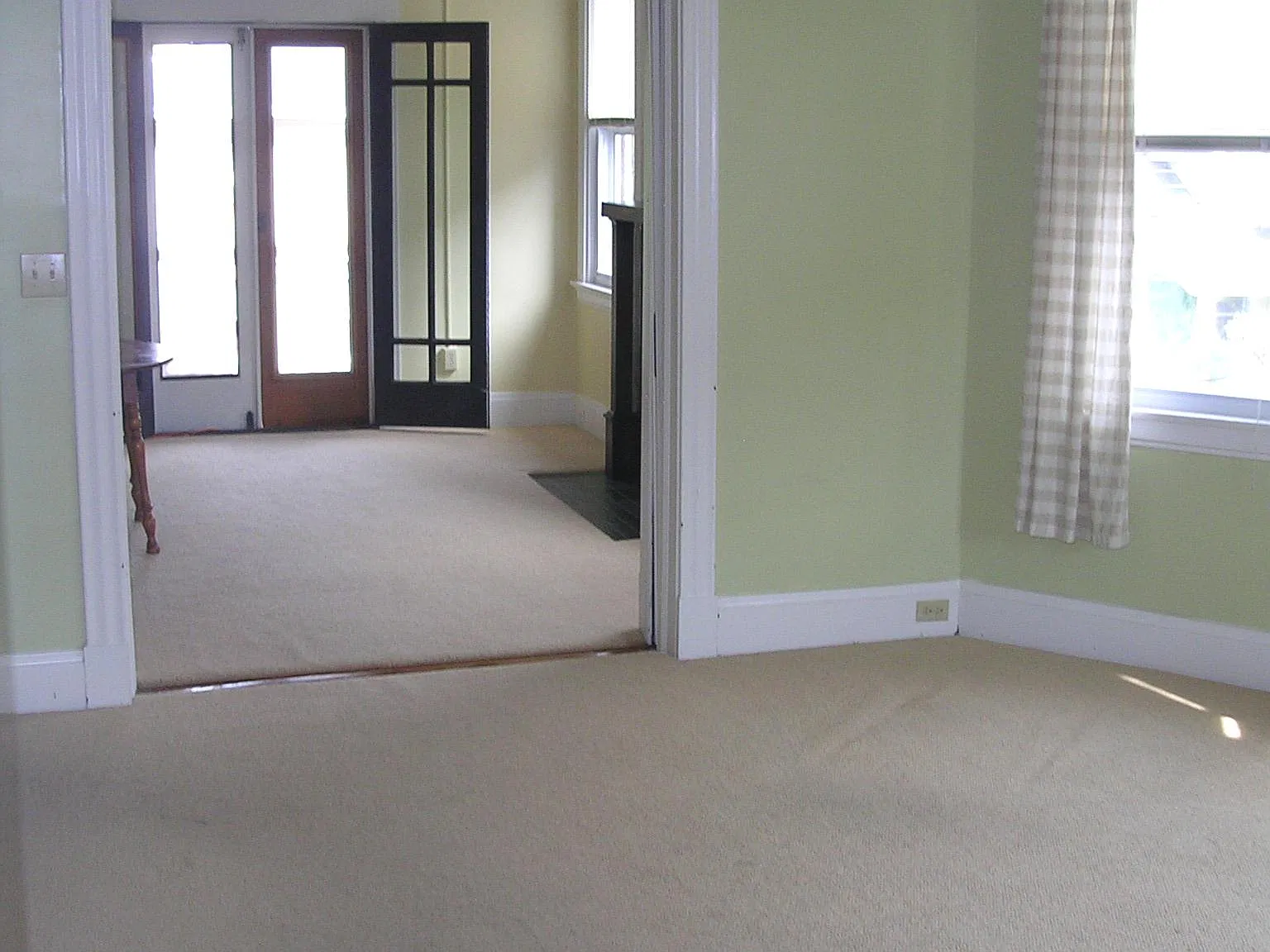 4221GROV E Avenue 2 — Photo 2