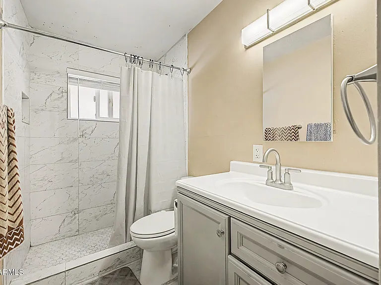 515 E Vista Del Cerro Dr — Photo 31