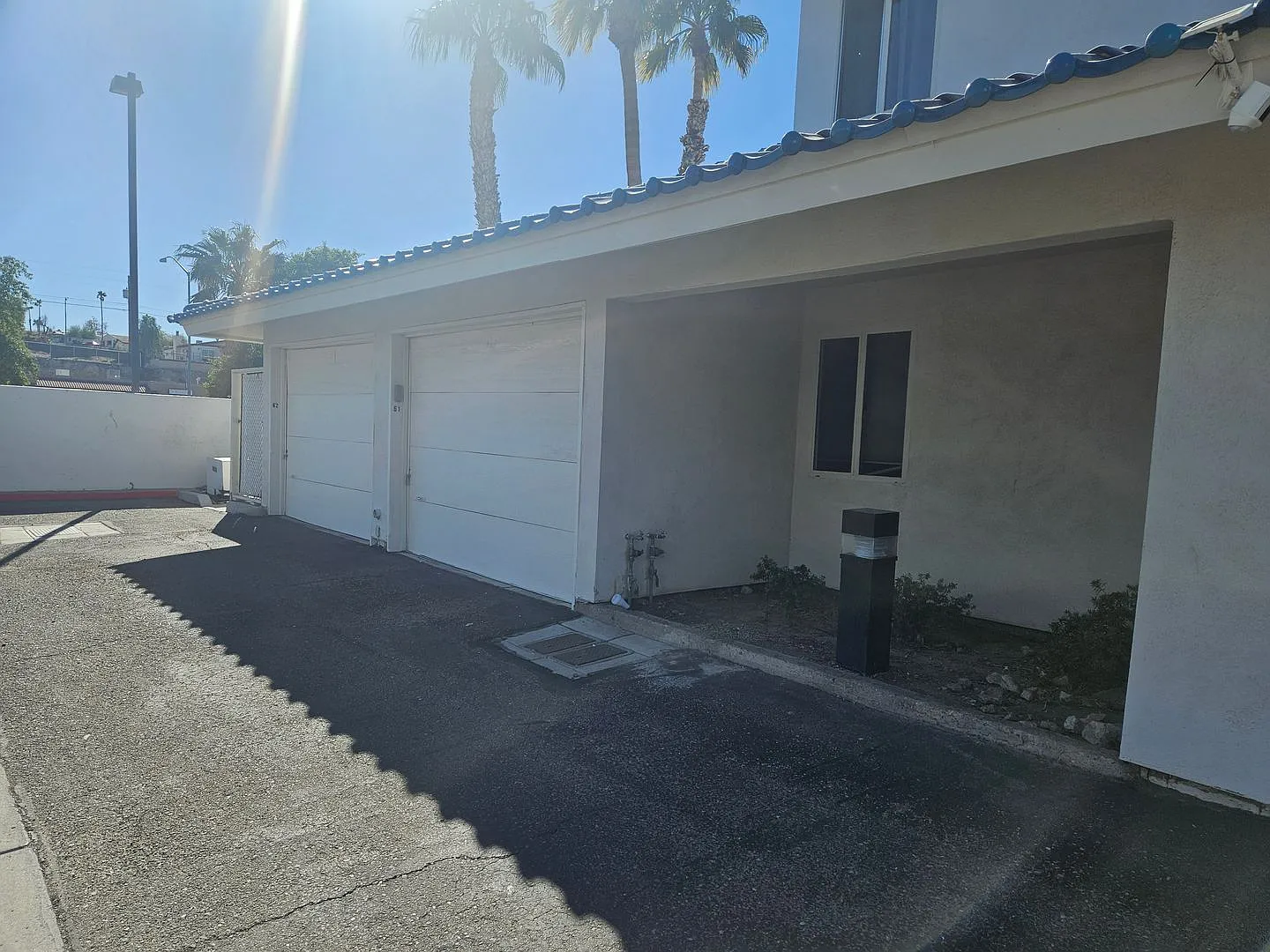 1/2 Off 1 Month's Rent 2 Bedroom Condo In Marina Villas — Photo 3