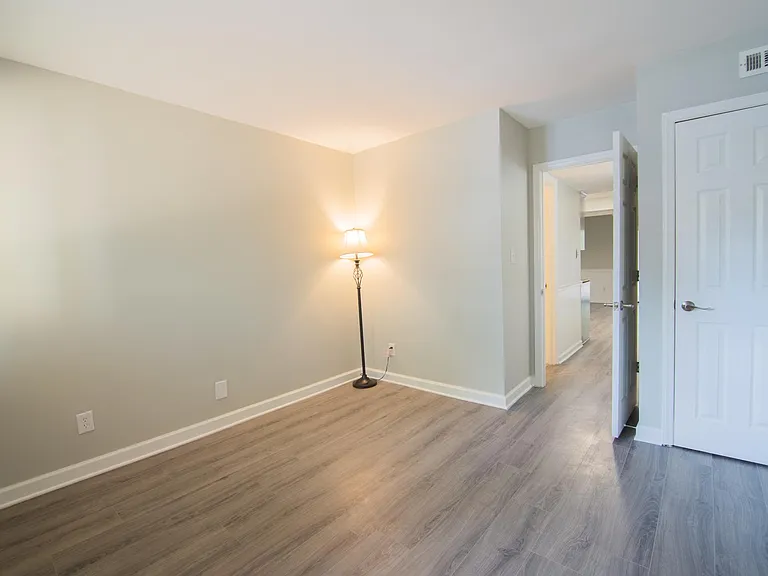 7908 Horse Chestnut Ln #7908 — Photo 17