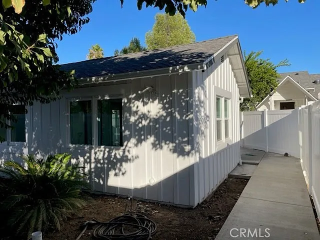 6532 Shoup Ave — Photo 11