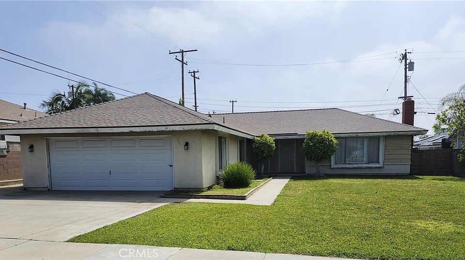 1st image of 1162 N Cypress Ave