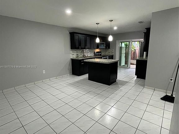 3rd image of 8951 NW 117th St #0