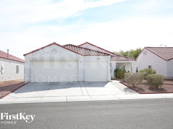 2209 Meadow Green Ave