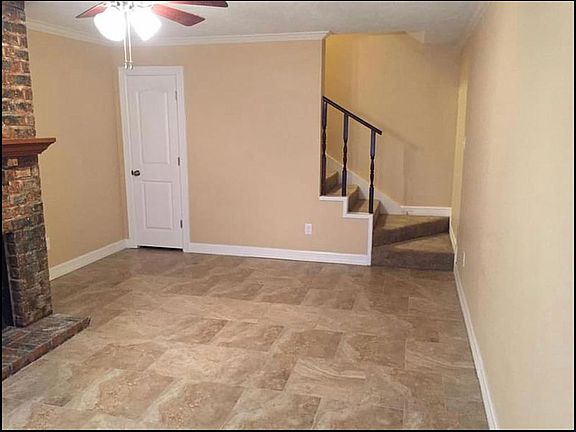 3rd image of 8682 Glen Meadow Ln