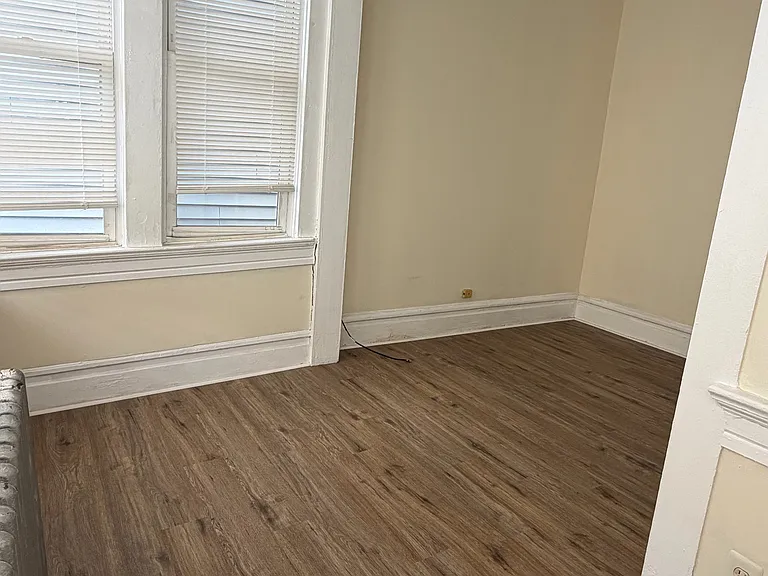 60 Vermont Ave #2 — Photo 7