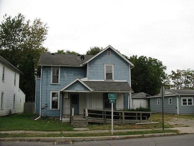 1st image of 499 Uncapher Ave
