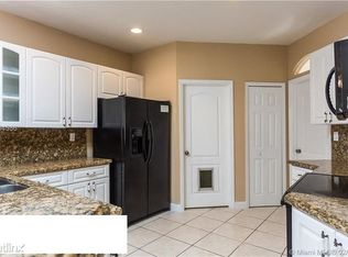 15876 SW 43rd Ter, Miami, FL 33185