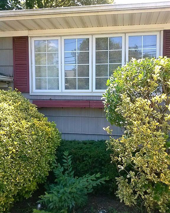 2nd image of 568 De Mott Ave