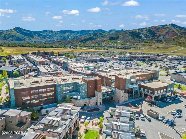 1476 Newpark Blvd #212, Park City, UT 84098