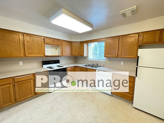 3rd image of 1830 S Ammon Rd APT 3