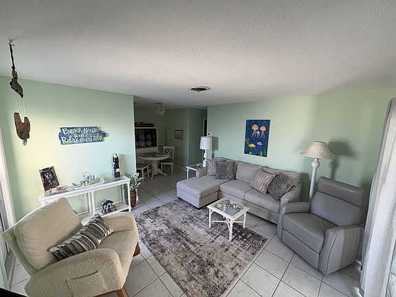 5th image of 1205 Tarpon Center Dr APT A4